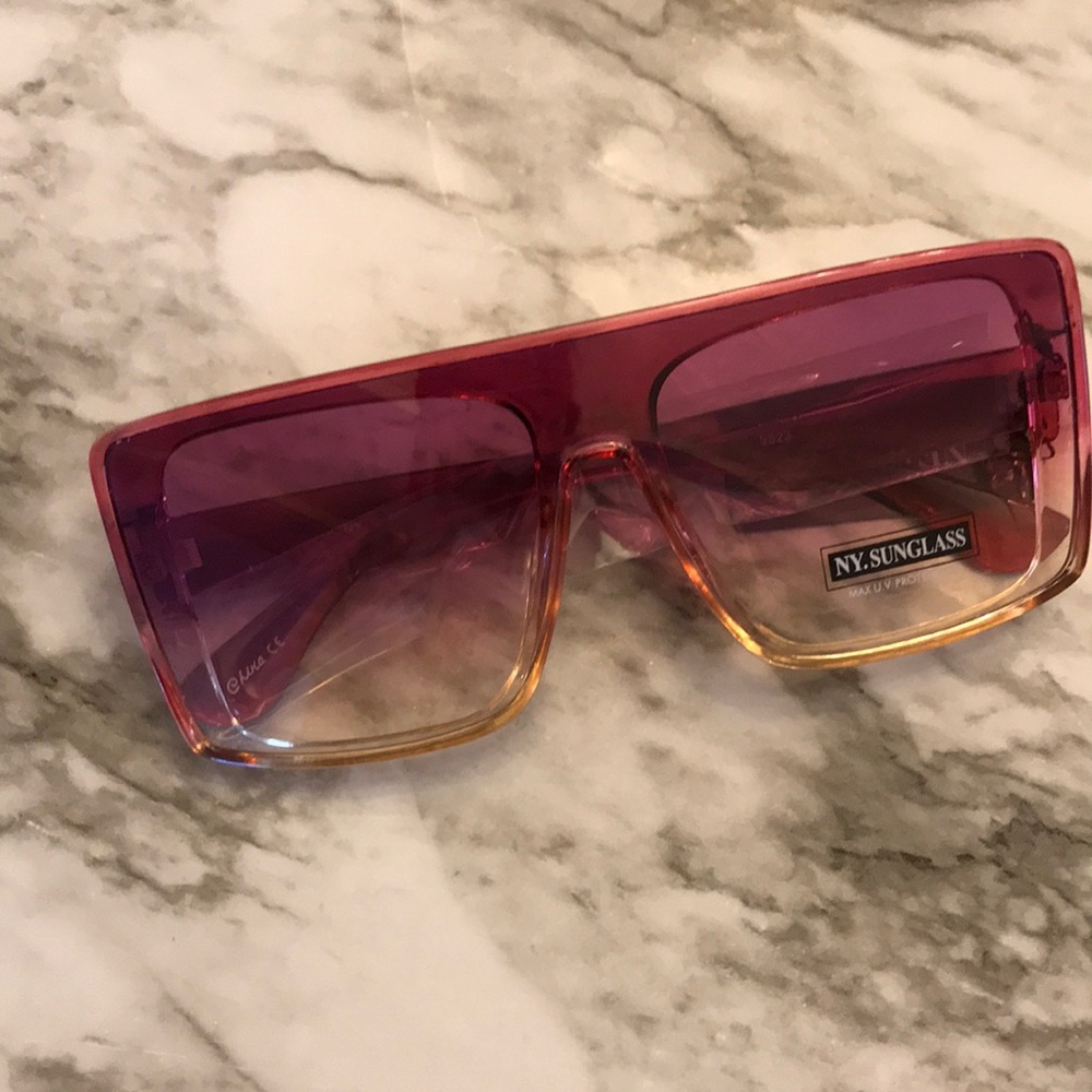Stylish sunnies